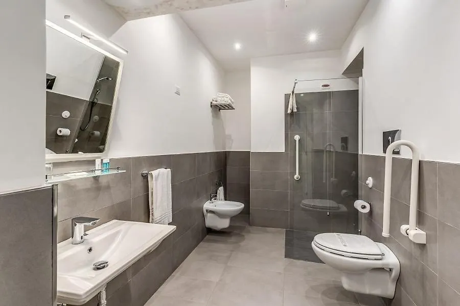 Hotel La Residenza Messina 3*,