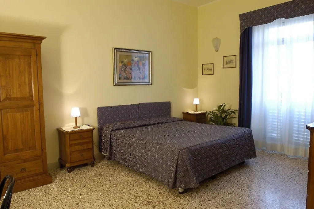 Hotel La Residenza Messina 3*,