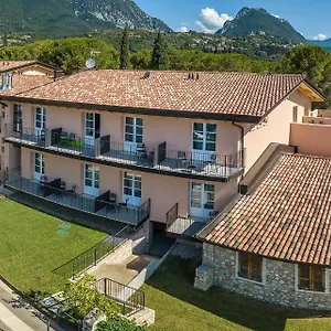 Regina Del Garda 4* Toscolano Maderno